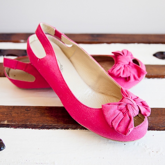 cerise pink flat shoes